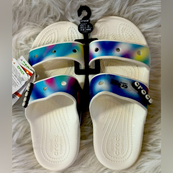 NWT Crocs Women's Multicolor Slip-On Sandals Size 7 - Picture 1 of 3